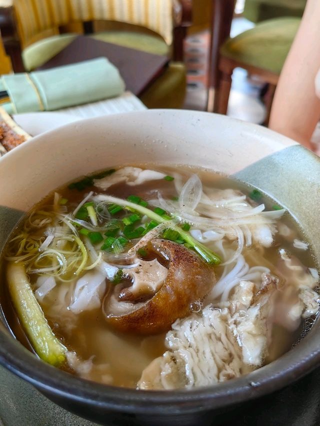 Good Food, Good Mood at Cafe Runam
