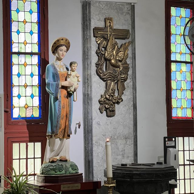  โบสถ์เซนต์โจเซฟ (St. Joseph Cathedral) ⛪️
