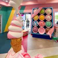 宮古島のブルーシールアイス