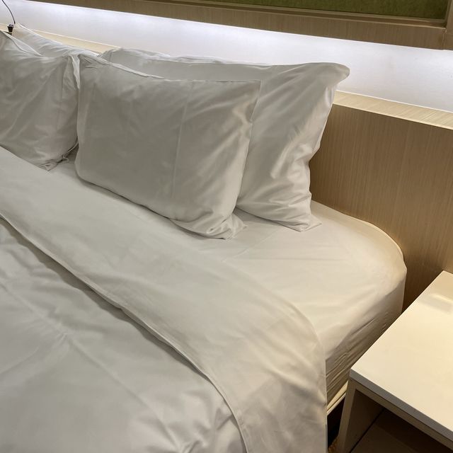交通方便附近美食又多嘅逸東酒店🏨