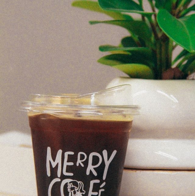 Merry Cafe 