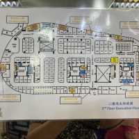葵涌廣場-很地道,位于葵芳地鐵站隔離的地道又貼地商場