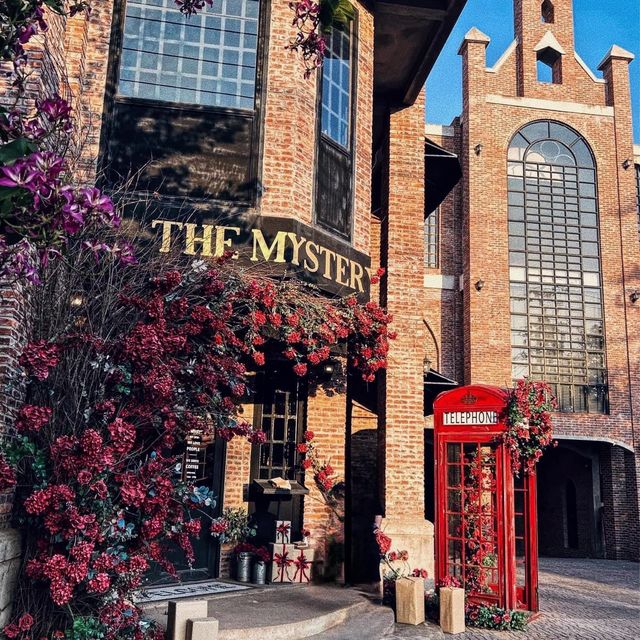 The Mystery Café 