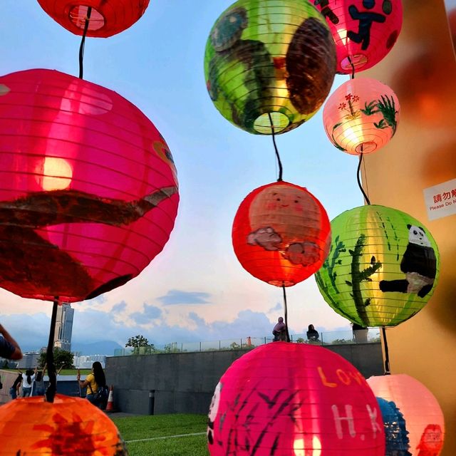 Let Your Lantern Shine Bright🤩