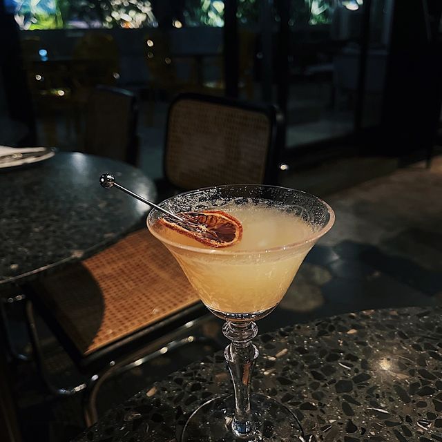 🌟 尖沙咀型格酒吧餐廳 🌟