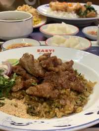 ย้อนเวลาไปกินกระเพราชื่อดังที่สยามเซ็นเตอร์ 