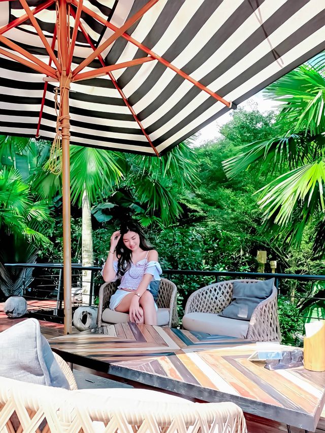 เช็คอิน ถ่ายรูปที่ Three Monkey Phuket