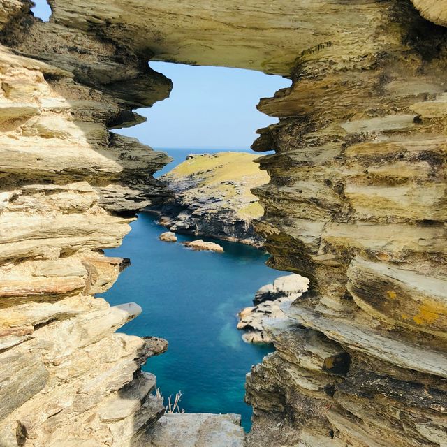 Windows of the world 