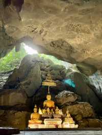 สาดแสงแฟลชกันที่ถ้ำผานางคอย