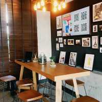 Bake box cafe