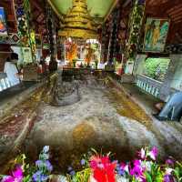 พระพุทธบาทสี่รอย