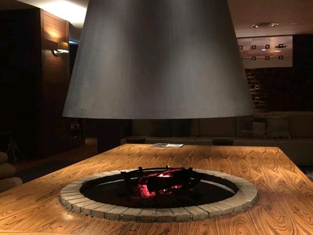 體驗阿寒湖夜晚的酒吧之美:Jomon Lohas Cafe & Bar 體驗阿寒湖夜晚的酒吧之美:Jomon Lohas Cafe & Bar