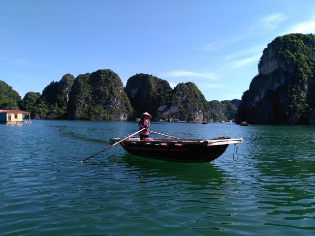 Serene and Stunning Halong Bay, Hanoi 🇻🇳
