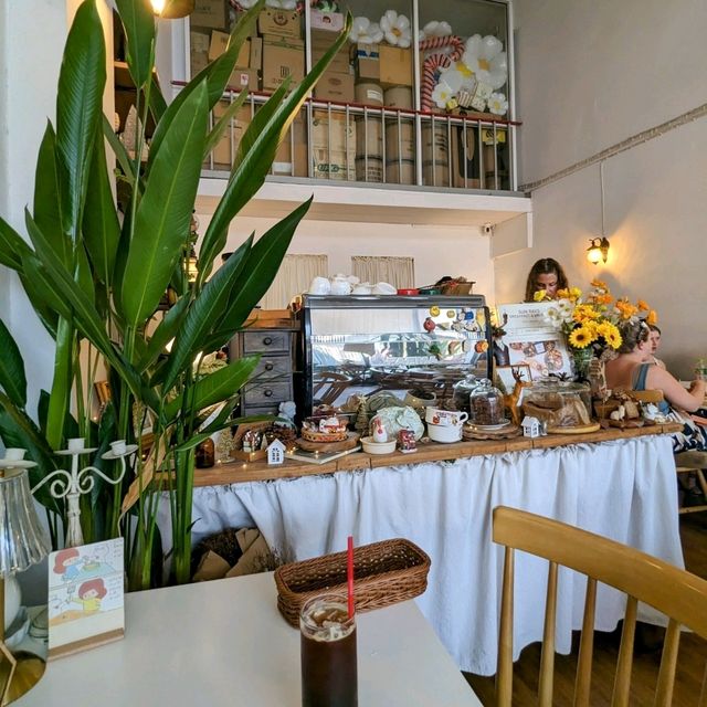 泰國清邁-超華麗的水果拼盤Brunch：Sun Rays Cafe