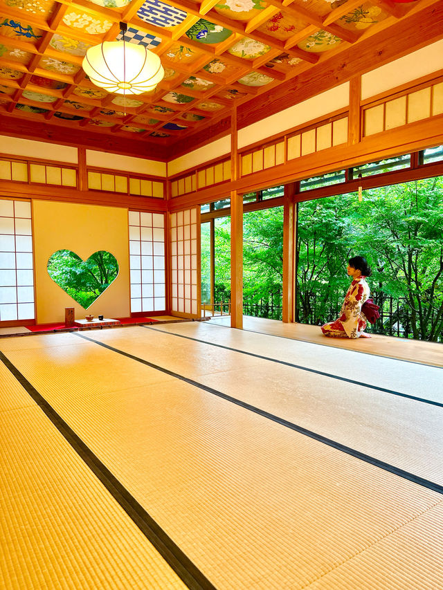 〜京都府〜夏の風鈴寺🎐♡の窓が可愛いお寺さん