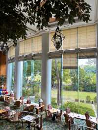 Montien Riverside Hotel