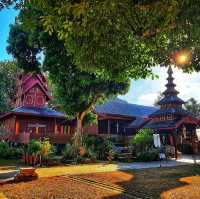 วัดจอมสวรรค์ วัดศิลปะไทใหญ่ในเมืองแพร่
