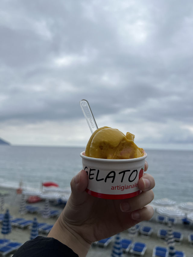 意大利🇮🇹五漁村迷人小鎮Monterosso😗海灘🏖️度假勝地