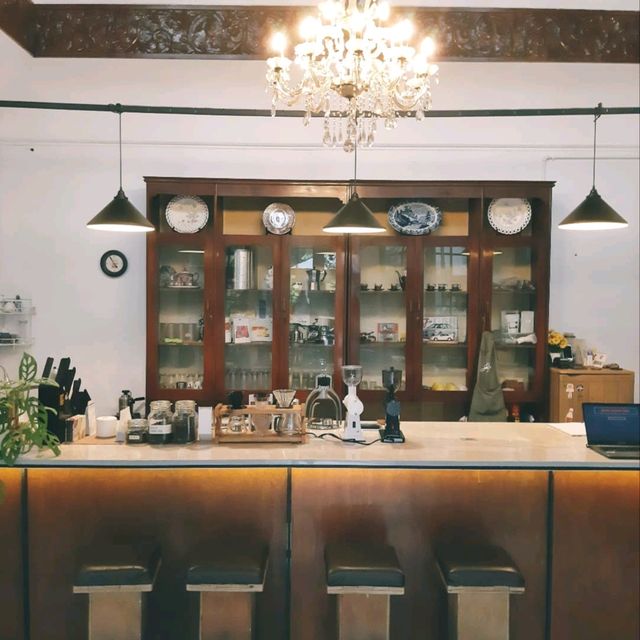 IT TURNS OUT THIS COFFEE SHOP HAS BEEN AROUND FOR 3 YEARS