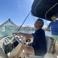 人工湖でボート遊び🛶