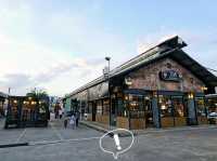 ตลาดนัดรถไฟศรีนครินทร์ Train Night Market