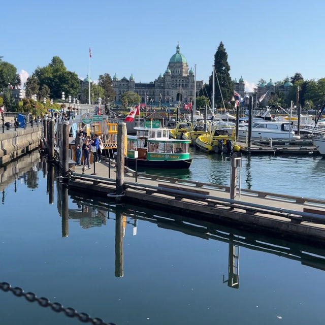 Visit the great Victorian architecture & Harbour 🇨🇦