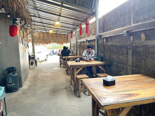 “ร้านน้องน้ำเหนือทะเลสด” ร้านอร่อยพัทยา