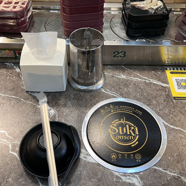 ✨𝗦𝘂𝗸𝗶 𝗢𝗻𝘀𝗲𝗻🫕สุกี้หม่าล่าสายพาน