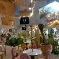 คาเฟ่สุดฮิตในพัทยา House of Benedict
