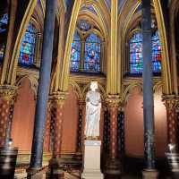 Sainte-Chapelle: Paris’s Gothic Gem of Light and Color