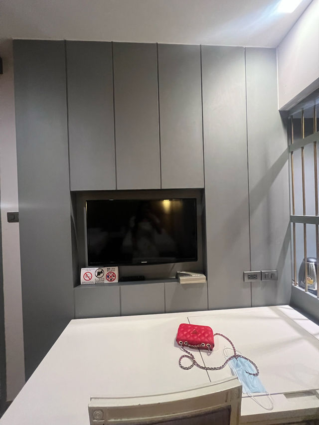 โรยัล รัตนโกสินทร์ ที่พักหลักร้อยใจกลางกรุงเทพ 🏨