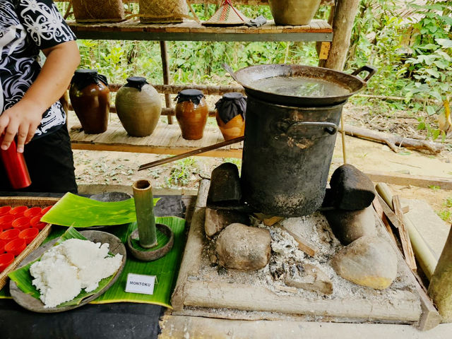 Mari Mari Cultural Village
