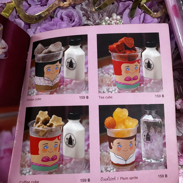 💐🌹プーケットで一番映えるお店🌷🌸🌼