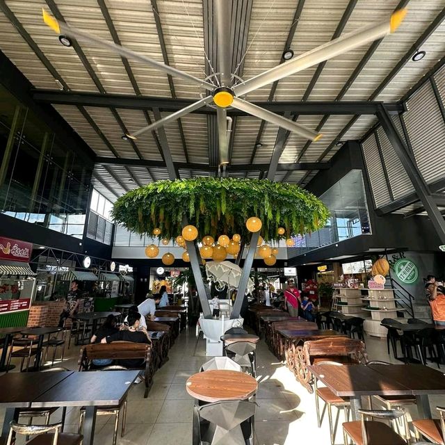 A Food Lover's Paradise: Batu Kawan R&R Food Court
