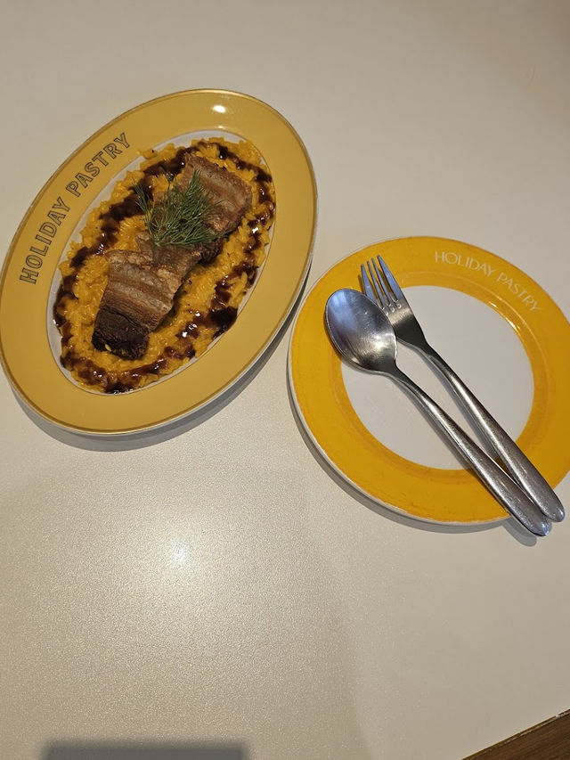🍰🌻: HOLIDAY PASTRY Flagship Store