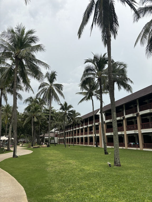 📍Kata Thani Phuket Beach resort 