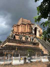พาชมอนุสรณ์สถานแห่งวัดเจดีย์หลวงเชียงใหม่ 