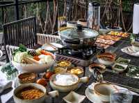 บ้านพักตากอากาศสระน้ำอุ่นเขาใหญ่