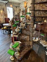 Bangkok's most instagrammable antique hotel
