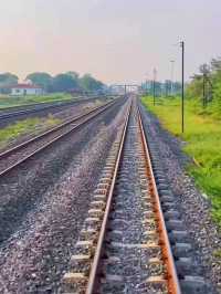 เที่ยวรถไฟลอยน้ำ
