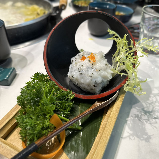 馬交覓食！打卡小熊造型．爆滿黃金蜆鍋