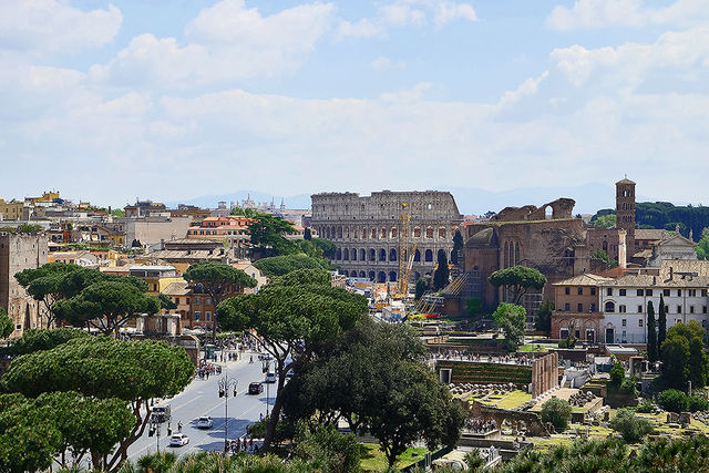 Monumen to Vittorio Emanuele II Rome