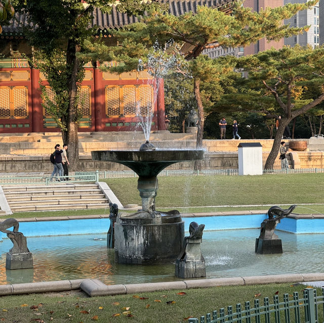 Seoul, Deoksugung Palace Spirit of Beauty