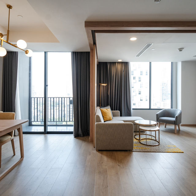 🌃Staycation ใจกลางเมืองโซนทองหล่อ แบบ Slowlife 