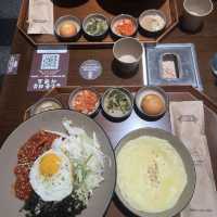 【韓国】安い！美味しい！雰囲気も最高！韓国丼屋さん🐷