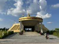 ชมความงดงาม พระพุทธปฐม องค์ใหญ่ที่สุดในประเทศไทย