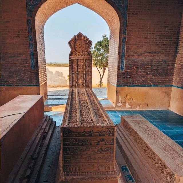 @ MAKLI NECROPOLIS.