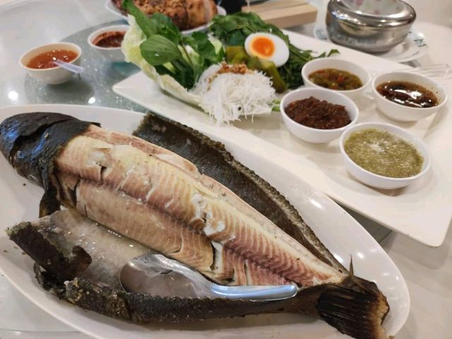 พามาทาน ไก่ย่างหนังกรอบ ต้นตำรับสิงห์บุรี