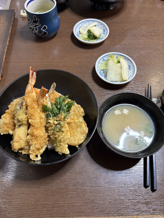 장인포스가 느껴지는 삿포로 에비텐 텐동 분점🍤💛