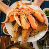 seafood buffet ริมทะเล ชมวิวพระอาทิตย์ตก